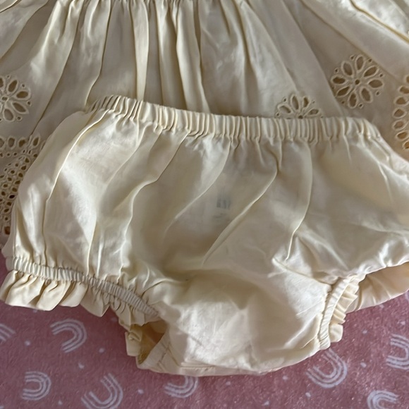 new withOUT tags Baby Gap yellow cotton summer dress with bloomers size 0-3 m - Picture 5 of 5
